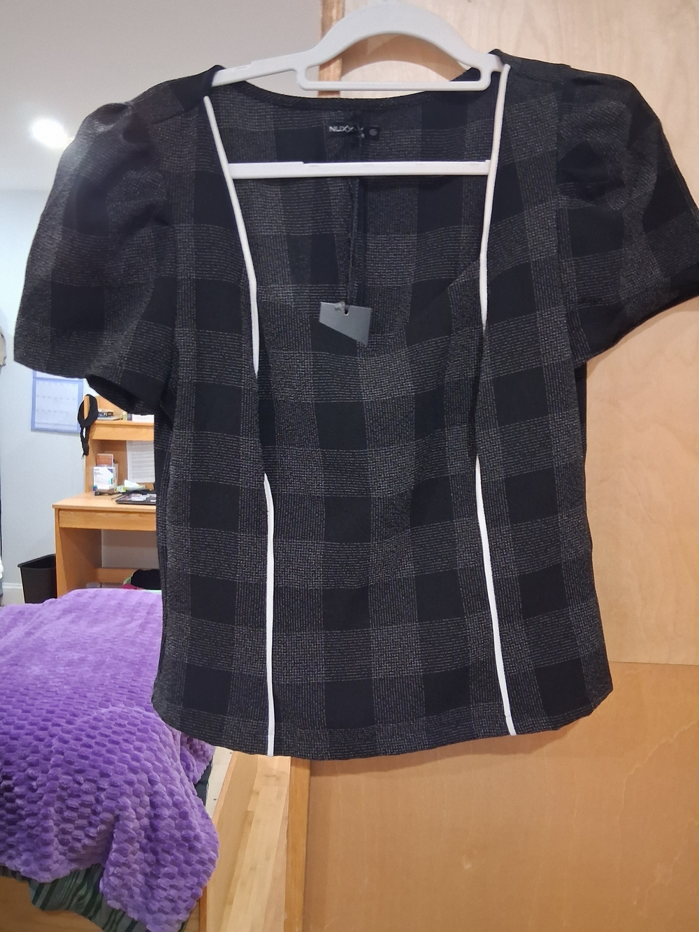 Nexx Black Plaid Puff-Sleeve Top with White Piping